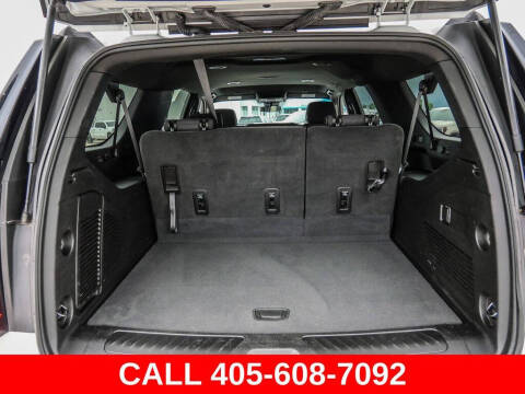 2023 GMC Yukon XL SLE