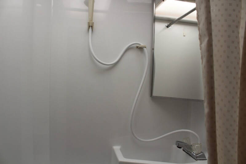 2004 Lance Lancelite 845