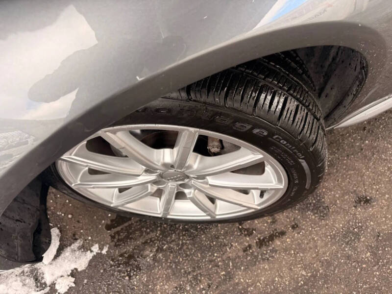 2016 Audi A4 2.0T quattro Premium Plus