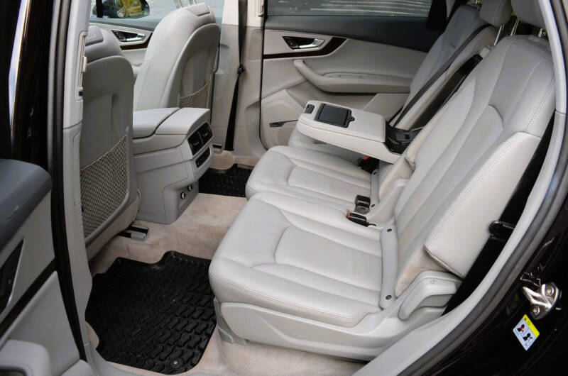 2018 Audi Q7 2.0T quattro Premium Plus