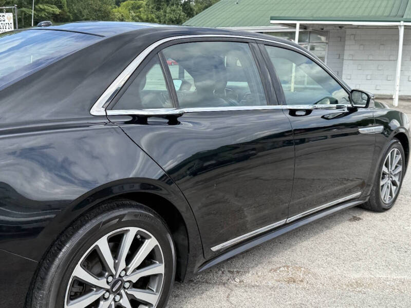 2017 Lincoln Continental Premiere