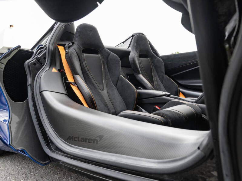 2020 McLaren 720S Spider Luxury
