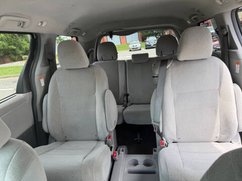 2015 Toyota Sienna