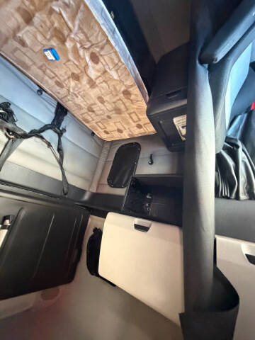 2020 Freightliner Cascadia