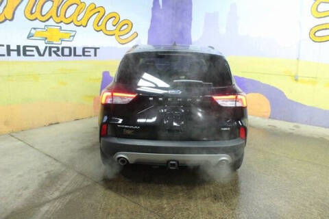 2021 Ford Escape Hybrid Titanium