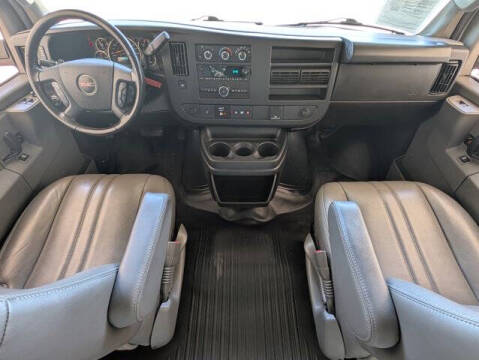 2022 GMC Savana 3500