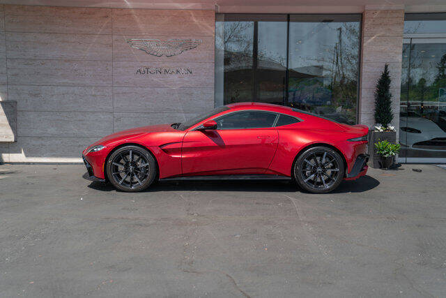 2020 Aston Martin Vantage 34