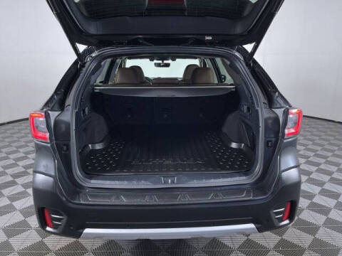 2022 Subaru Outback Touring