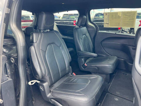 2021 Chrysler Pacifica Touring L
