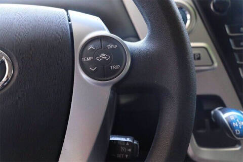 2017 Toyota Prius v Two