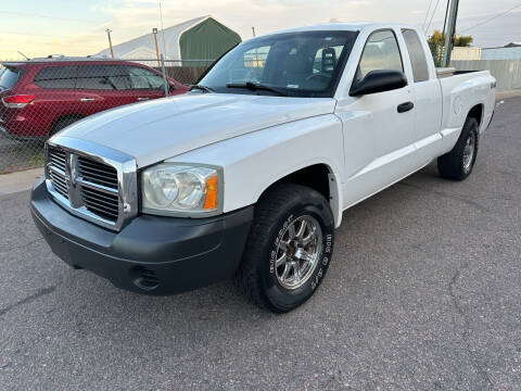 2005 Dodge Dakota for sale at STATEWIDE AUTOMOTIVE LLC in Englewood CO