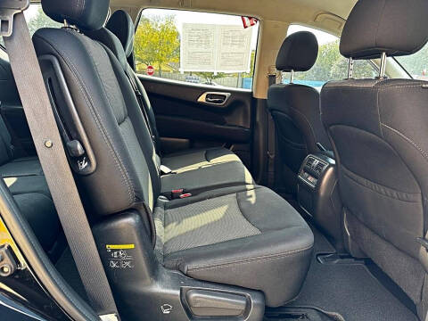 2017 Nissan Pathfinder S