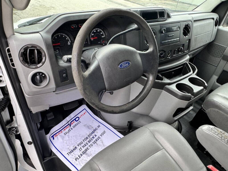 2013 Ford E-Series E-150