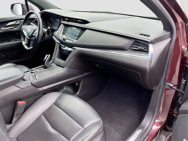 2022 Cadillac XT5 Premium Luxury