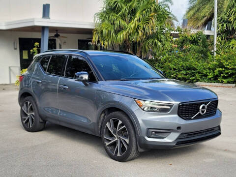2019 Volvo XC40 T5 R-Design