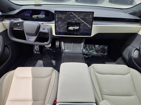 2022 Tesla Model S Plaid