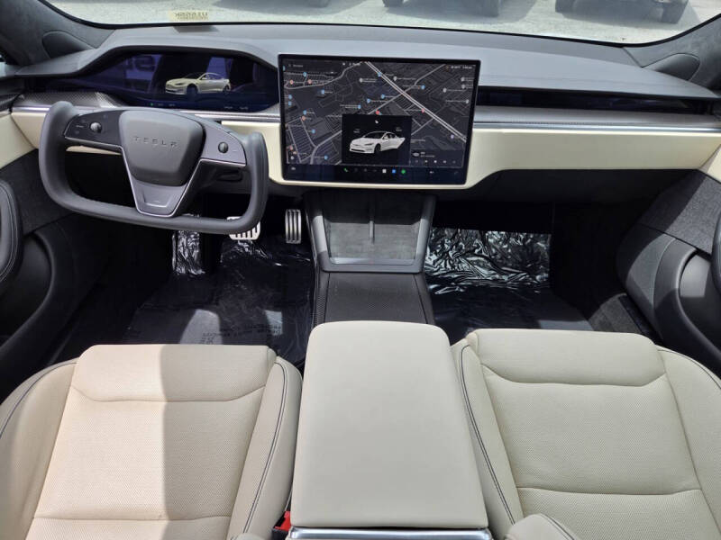 2022 Tesla Model S Plaid