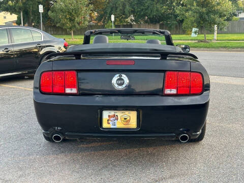 2006 Ford Mustang GT Premium