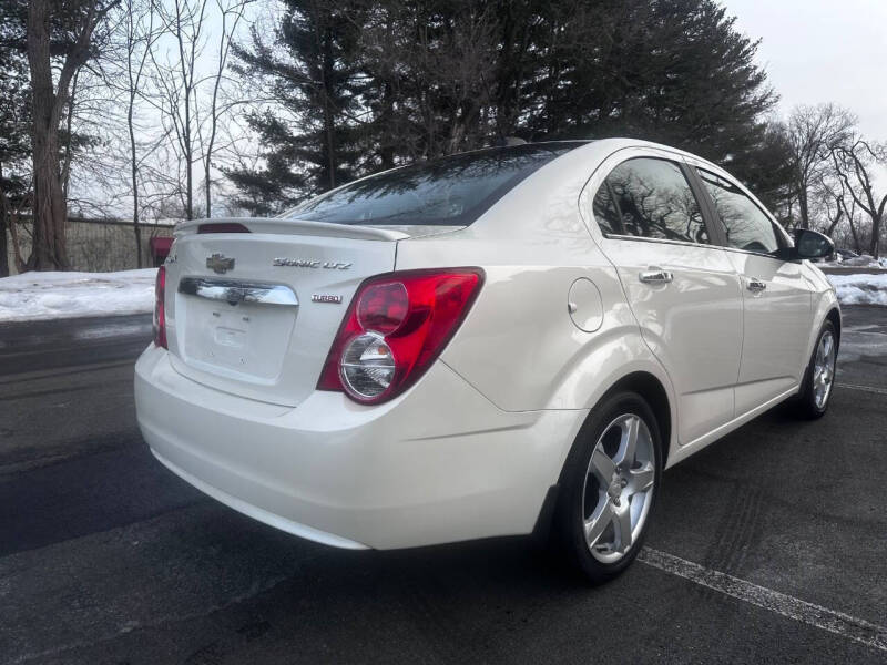 2015 Chevrolet Sonic LTZ Auto