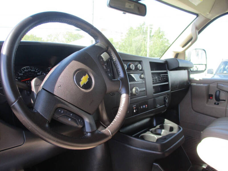 2021 Chevrolet Express 2500