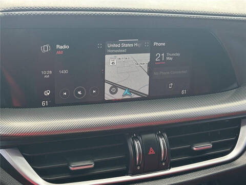 2022 Alfa Romeo Stelvio Veloce