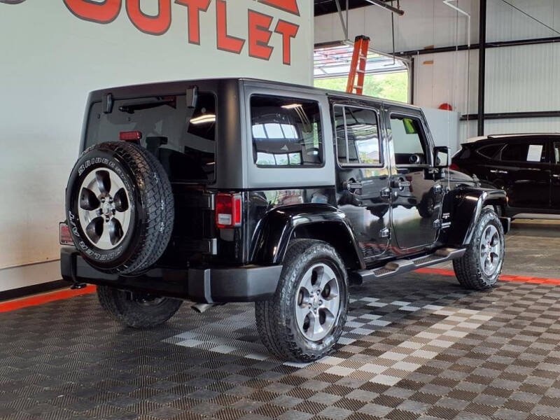 2017 Jeep Wrangler Unlimited Sahara