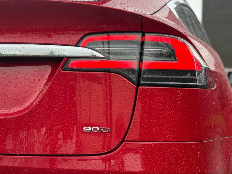 2016 Tesla Model X 90D