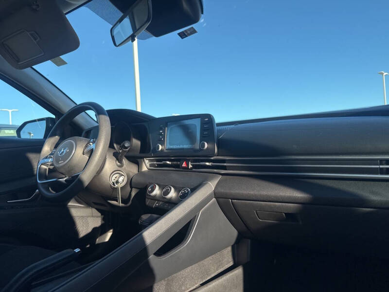 2021 Hyundai Elantra