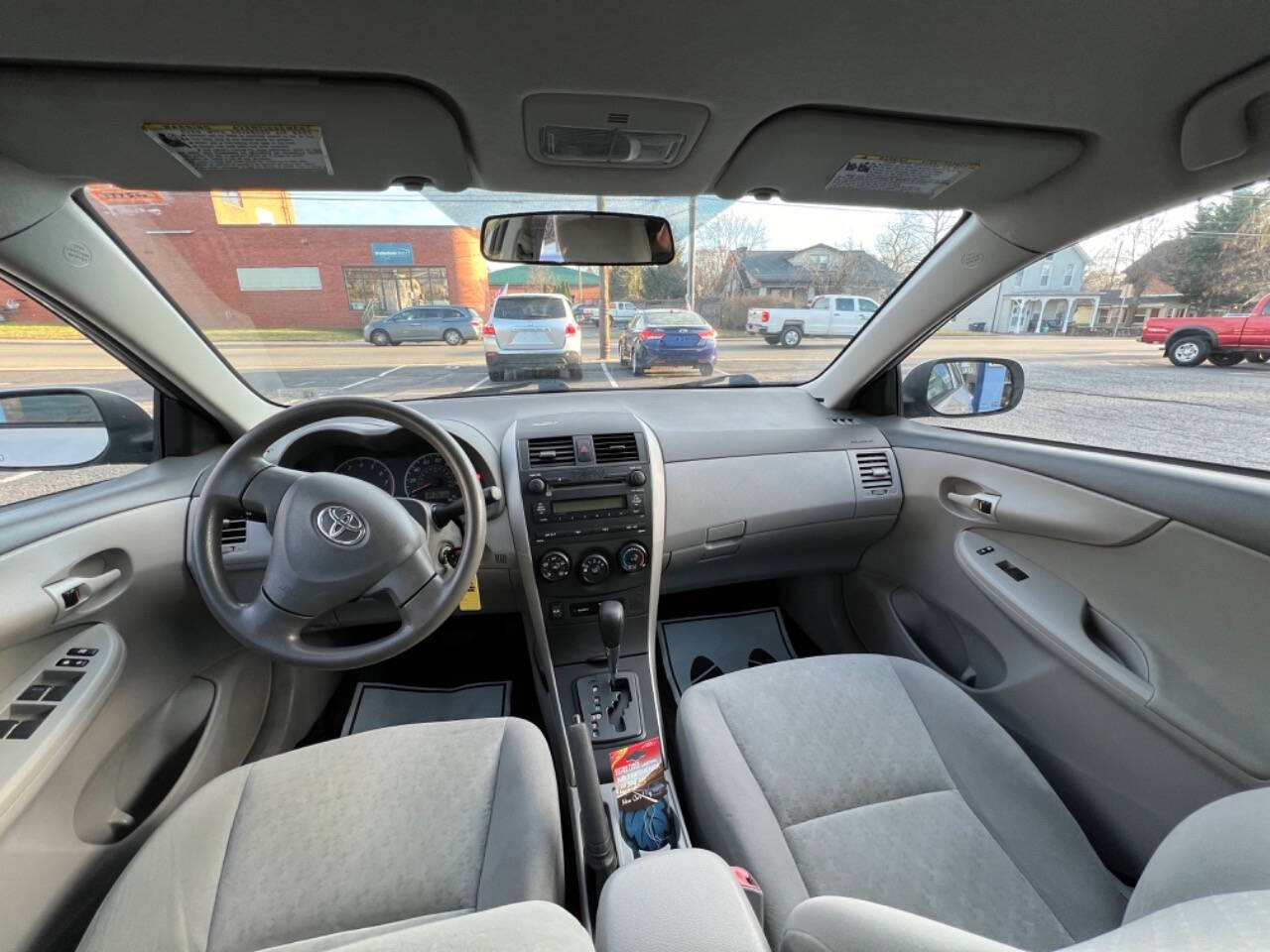 2009 Toyota Corolla for sale at MAIN ST AUTO SALES in Harrisonburg, VA