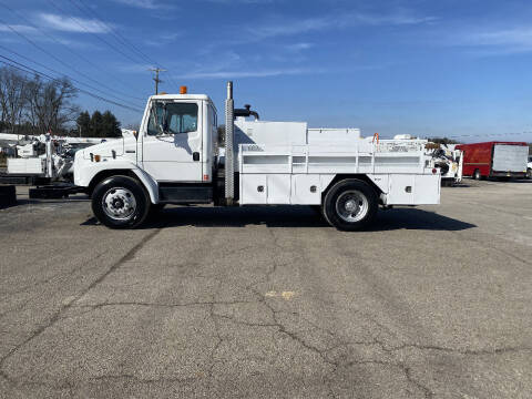 2002 Freightliner FL60