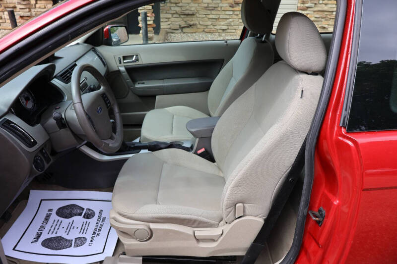 2010 Ford Focus SES