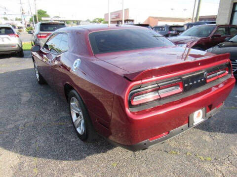 2021 Dodge Challenger SXT