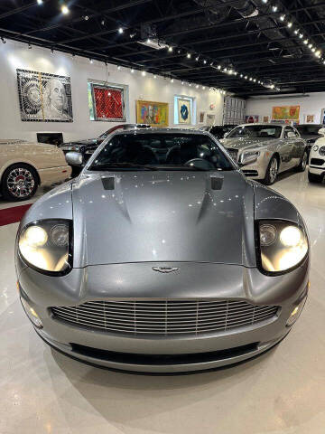 2004 Aston Martin V12 Vanquish
