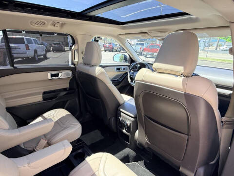 2020 Ford Explorer Platinum