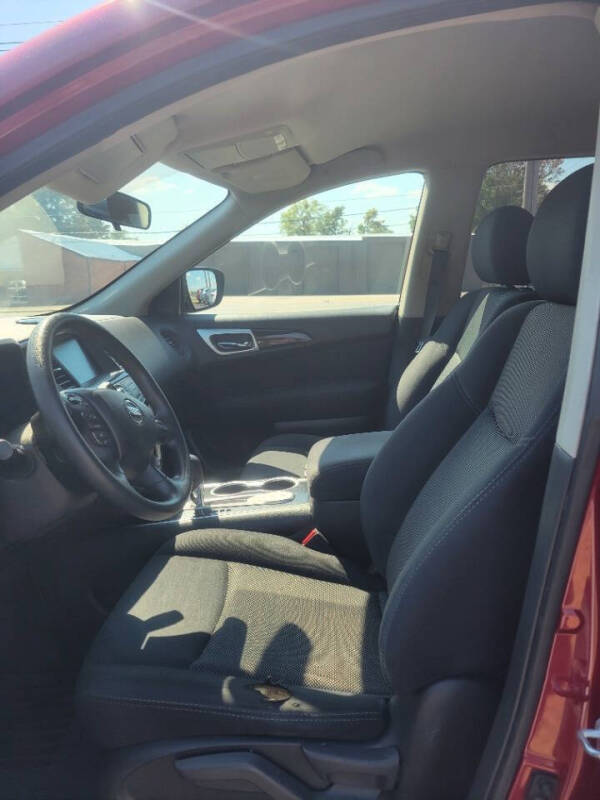 2017 Nissan Pathfinder S