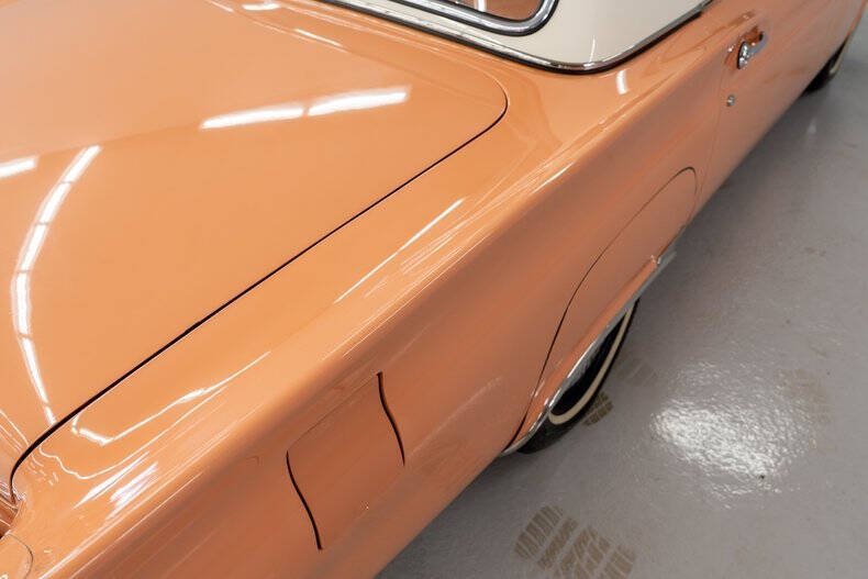 1957 Ford Thunderbird