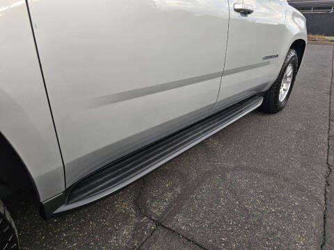 2016 Chevrolet Suburban LT