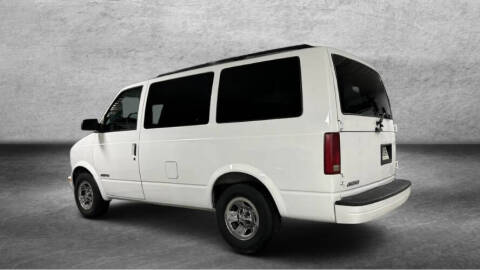 2002 Chevrolet Astro LS