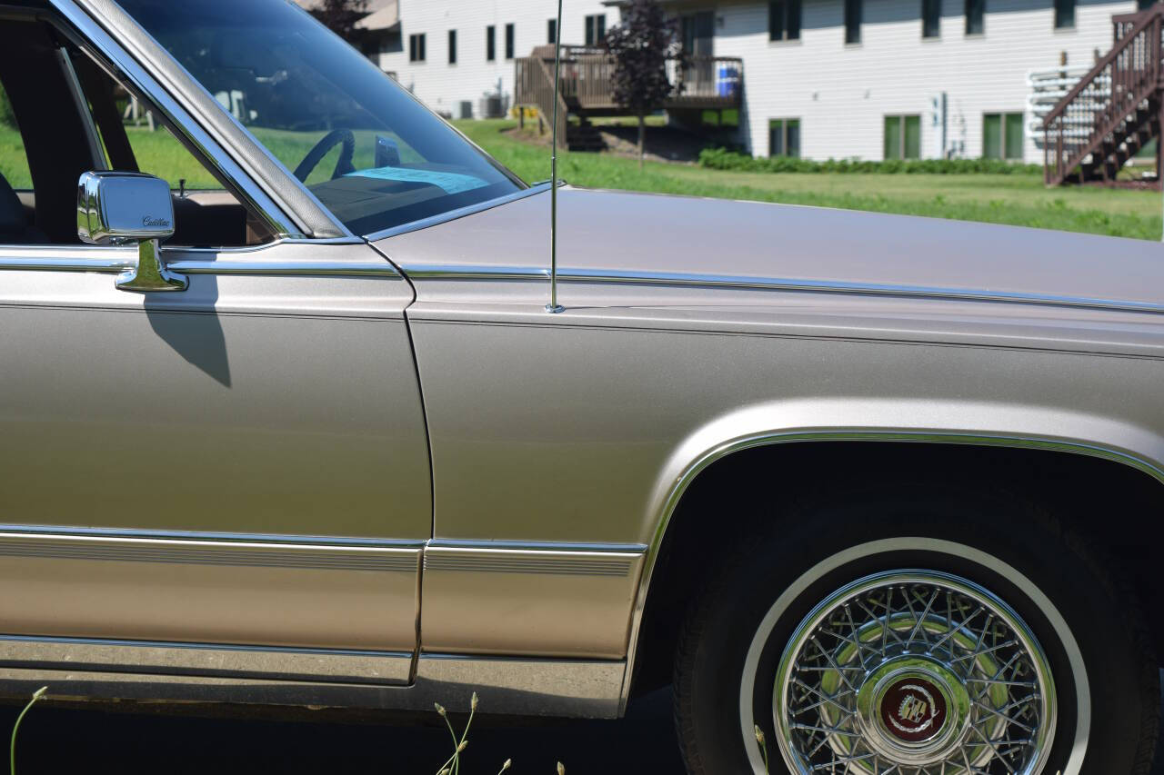 1991 Cadillac Brougham 88