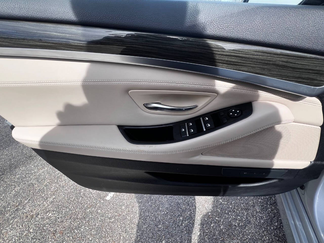 2016 BMW 5 Series 528i - Photo 19