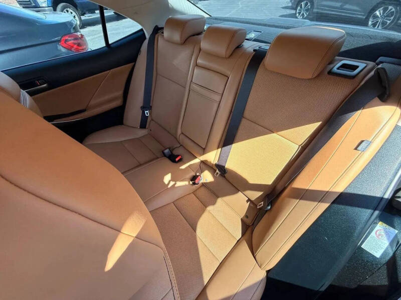 2017 Lexus IS 300