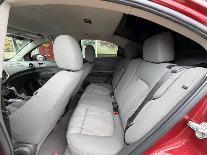 2017 Chevrolet Sonic LT Auto