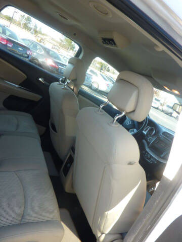 2014 Dodge Journey SE