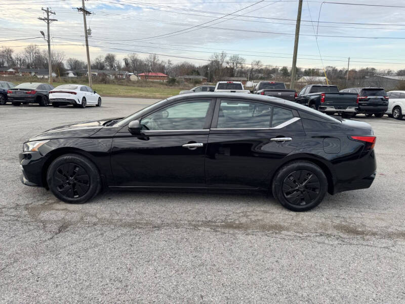 2020 Nissan Altima S's photo
