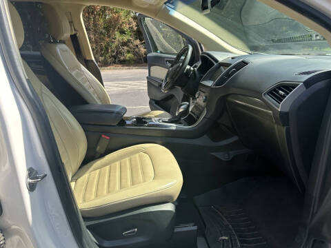 2017 Ford Edge SEL