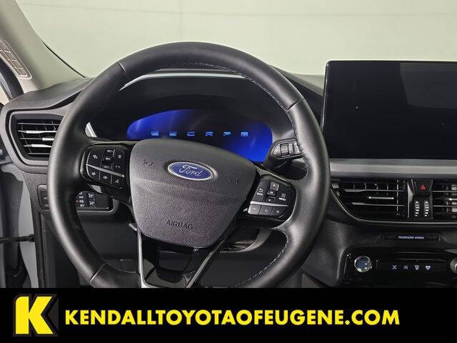 2025 Ford Escape Platinum