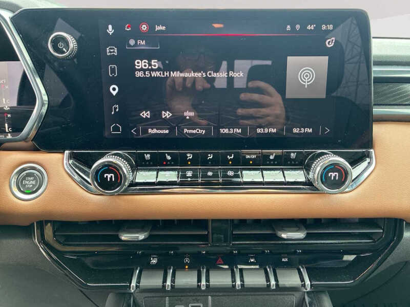 2023 GMC Canyon AT4