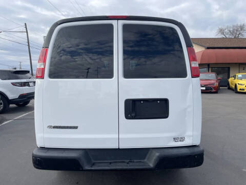 2019 Chevrolet Express 2500
