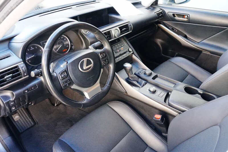 2019 Lexus IS 300