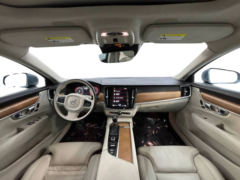 2017 Volvo S90 T6 Inscription